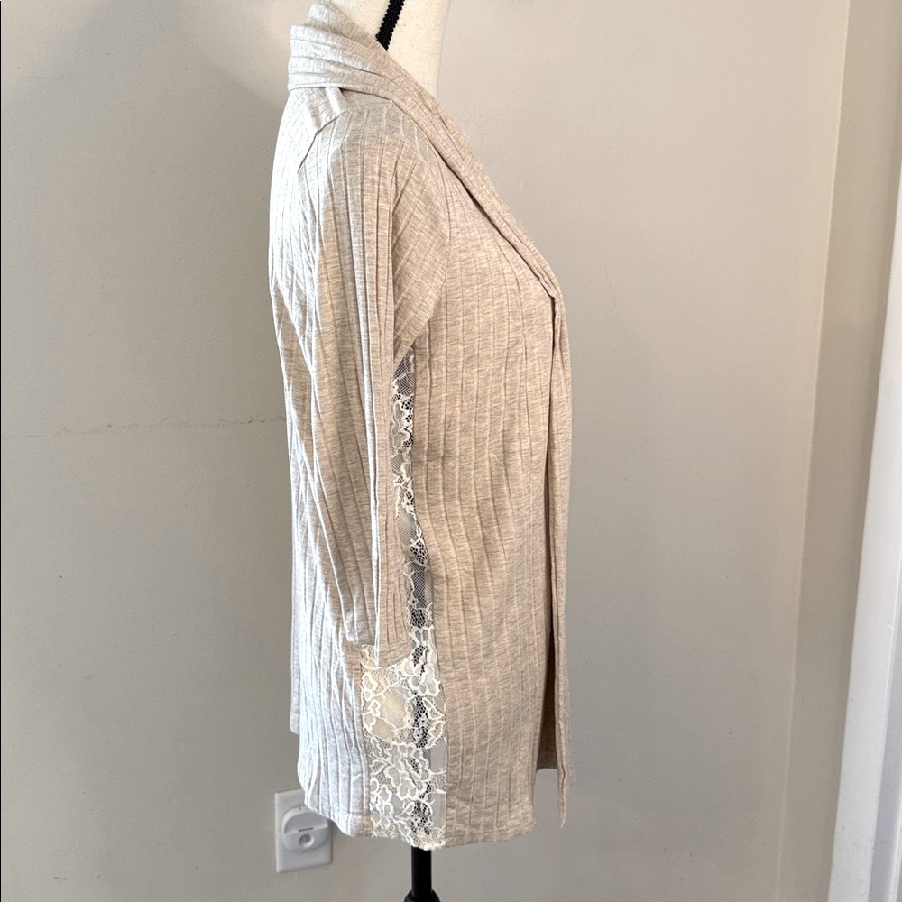 August Mist cardigan sweater Beige Lace panel ribbed texture open front SZ SM
